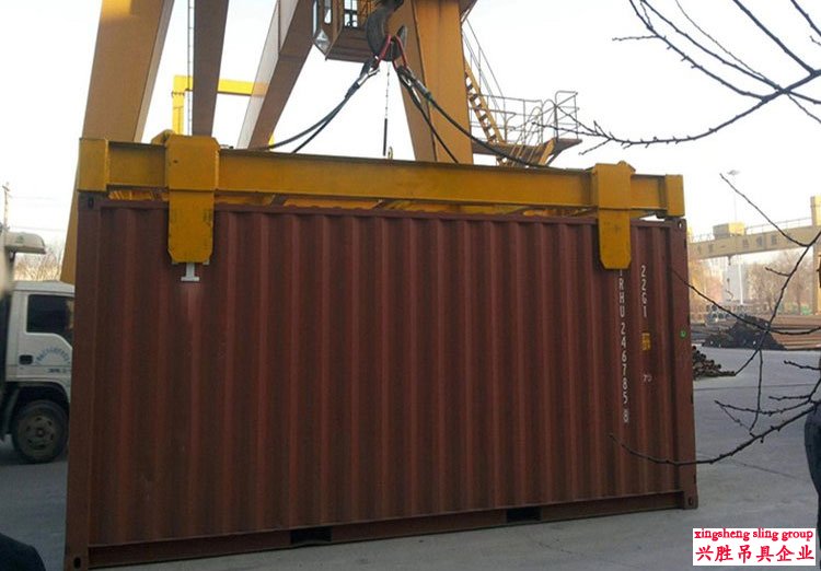 Spreader Beams For Lifting Heavy Cargo Containers Spreader Beams For Lifting Heavy Cargo Containers