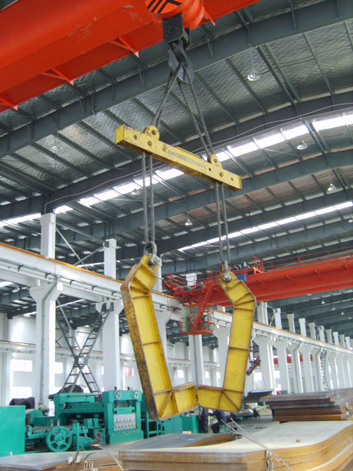 Adjustable Coil Lifter With Dual Arms